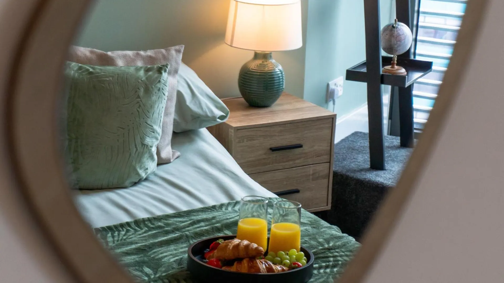Elegant City Centre Penthouse- Work & Relaxation Sheffield 0*,