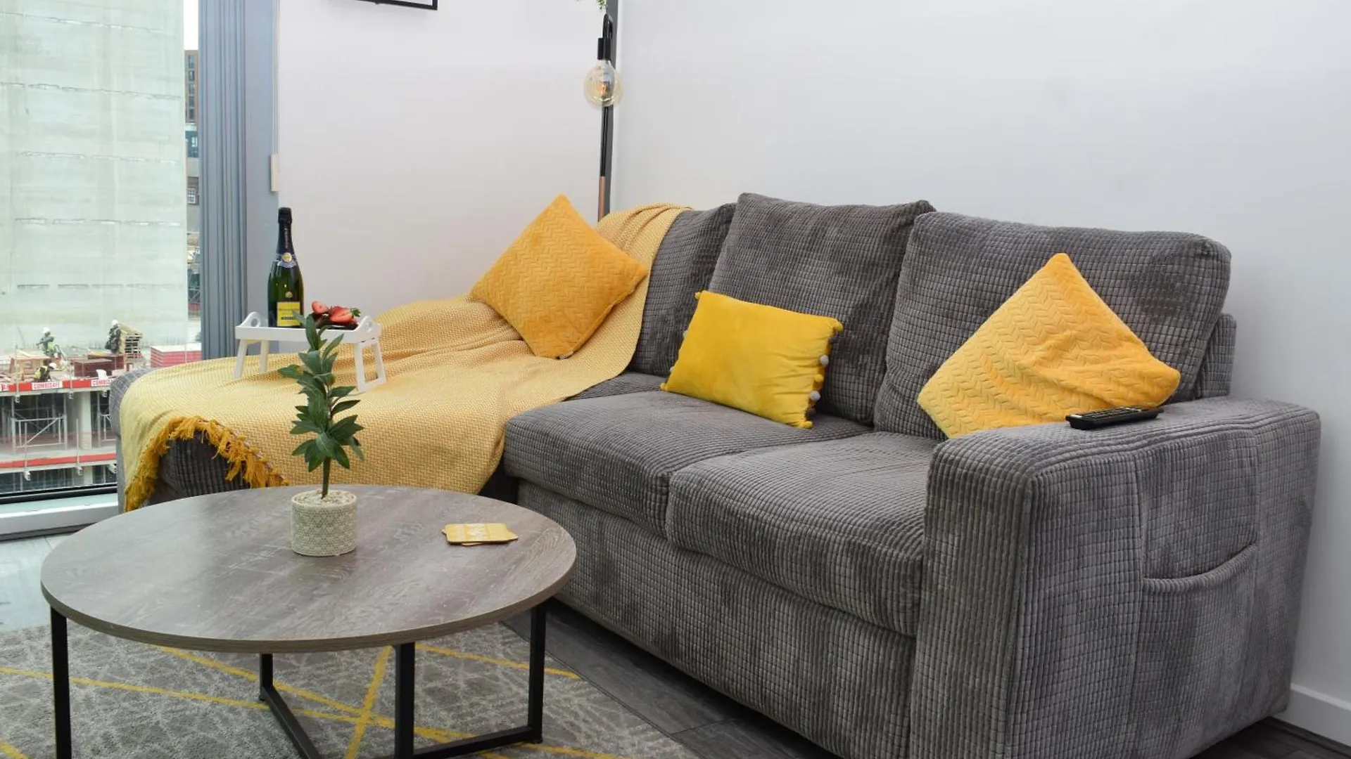 Elegant City Centre Penthouse- Work & Relaxation Sheffield 0*,  Reino Unido